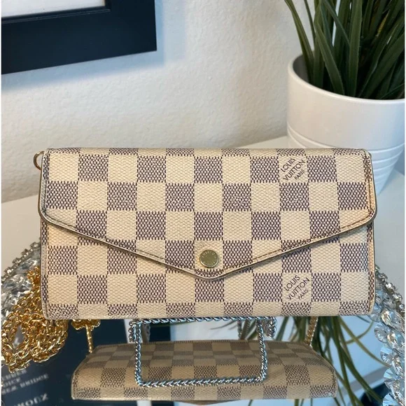 Louis Vuitton Damier Azur Sarah Envelope Wallet - Picture 13 of 14